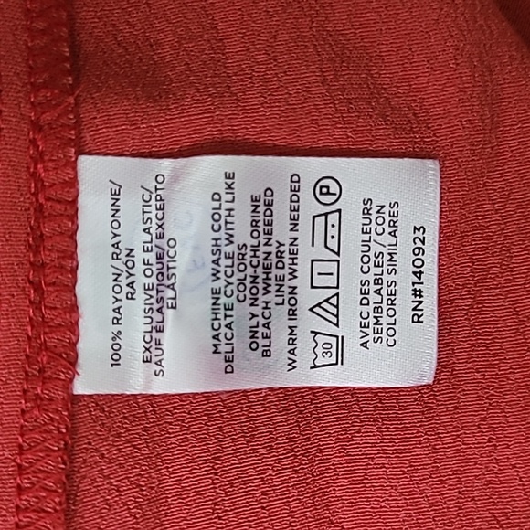 Gently used LOFT red dress size M - Picture 3 of 6